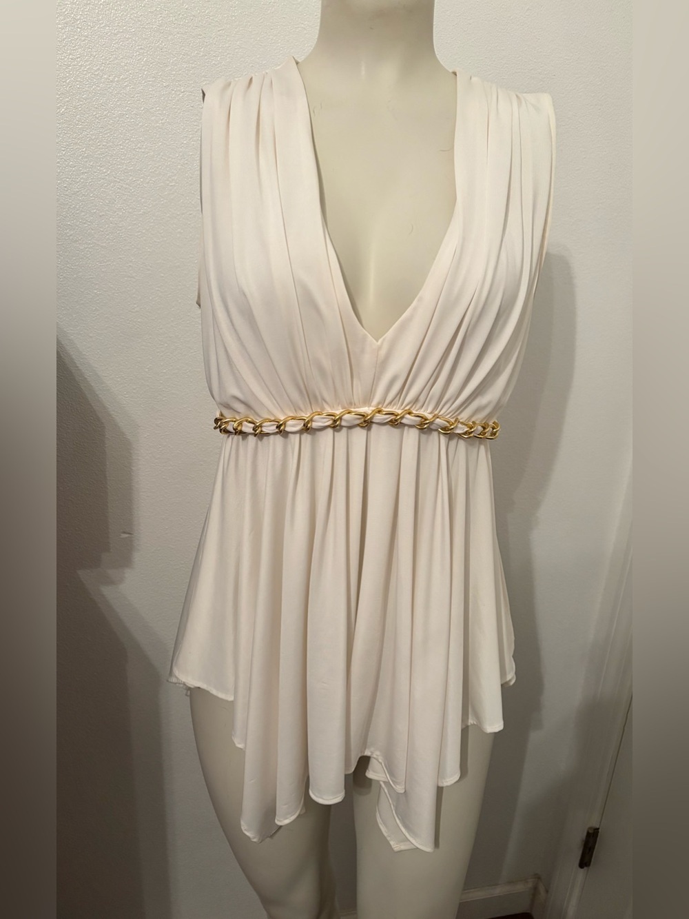 Cache Plunging V-Neck Sleeveless Tunic with Gold Chain Waist XS